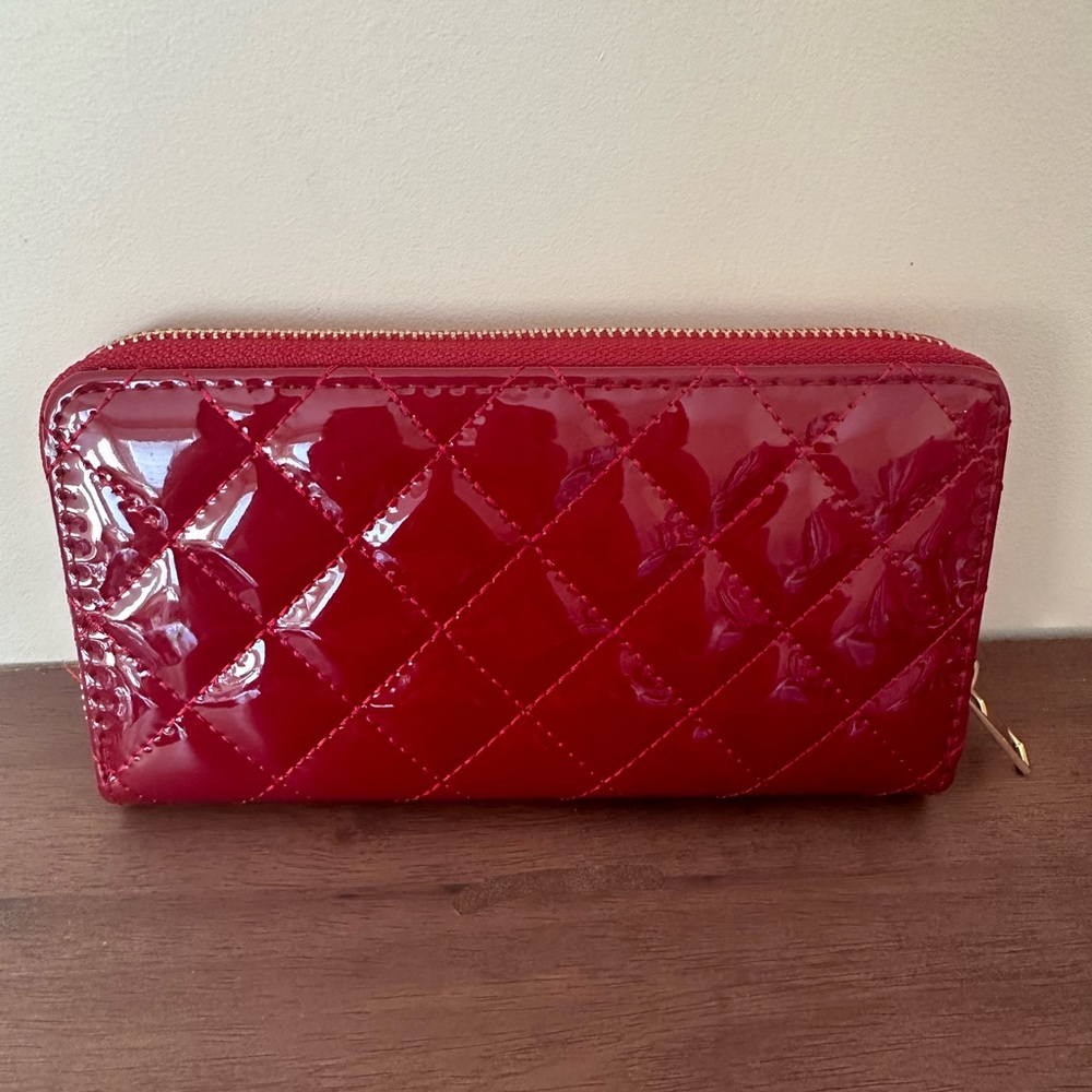Not branded red wallet -new without tag